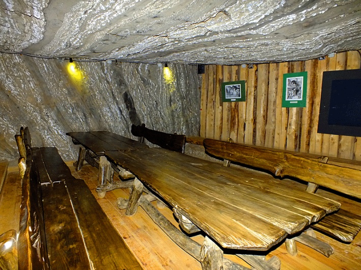 Kopalnia soli w Bochni - komora Mysiur, dawna stajnia, obecnie sala konferencyjna