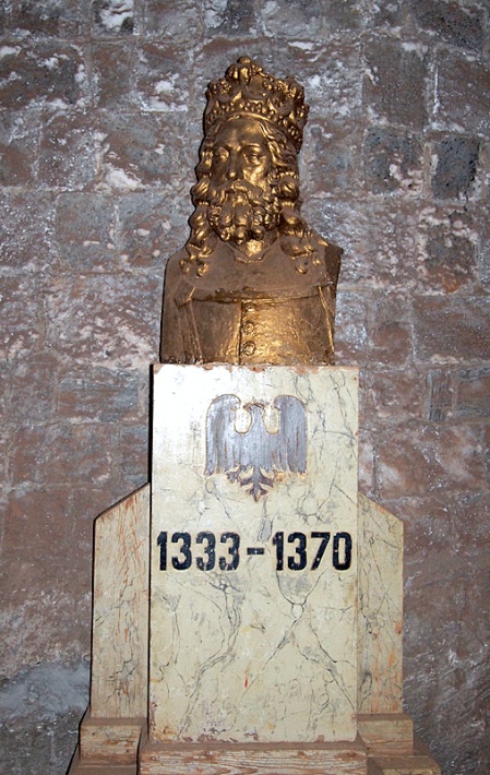 Kopalnia soli w Bochni -  popiersie Kazimierza Wielkiego w kaplicy św. Kingi