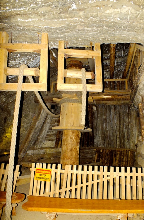 Kopalnia soli w Bochni - kierat polski (gapel) do odwadniania kopalni