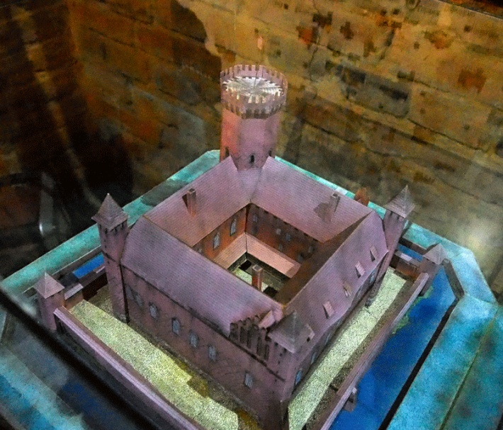 Zamek w Gniewie - makieta średniowiecznego zamku gniewskiego