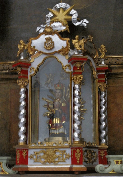 Kamieniec Ząbkowicki, kościół NMP - figura MB Bardzkiej na ołtarzu św. Bernarda