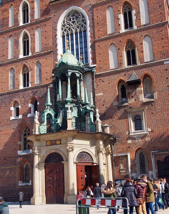 kościół Mariacki w Krakowie - barokowa kruchta zachodnia