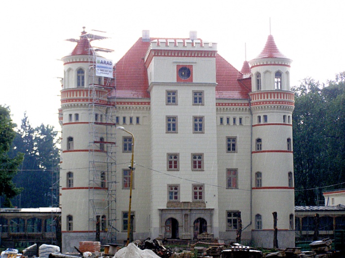 Pałac Wojanów podczas remontu (2007)