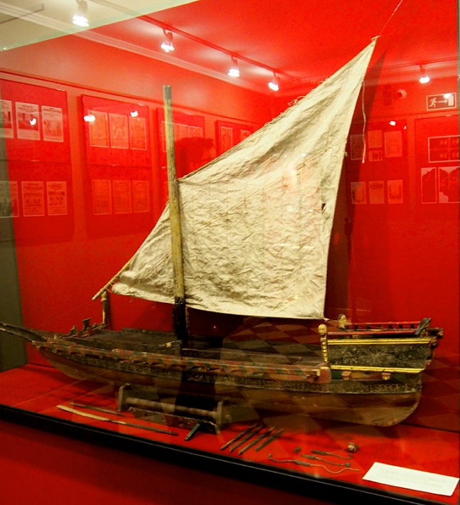 Gdański Nowy Dom Ławy - najstarszy model okrętu z kolekcji Dworu Artusa - typ feluka z II poł. XVI wieku