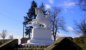 Marcinkowo Górne – pomnik Leszka Białego