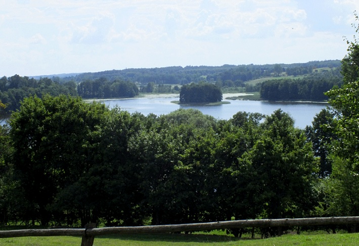 Jezioro Zyndackie na szlaku Krutyni